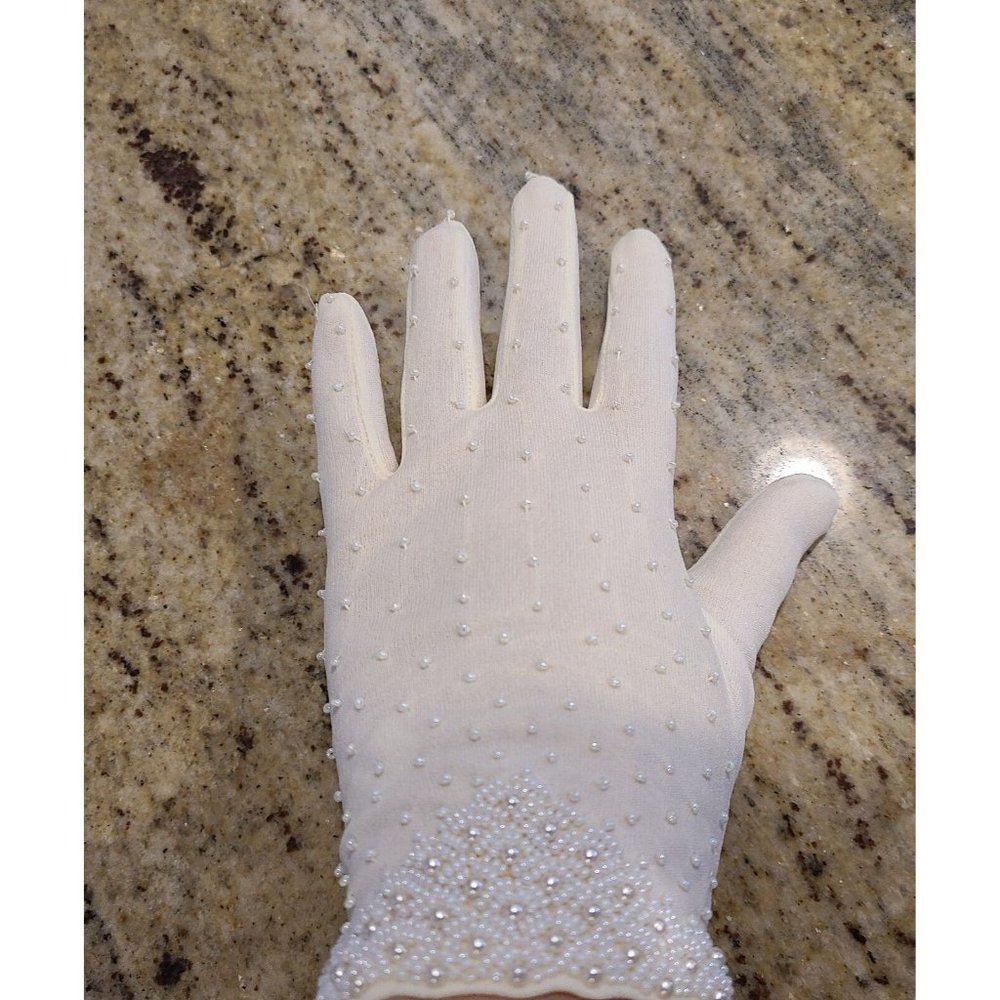 New? Vintage One Size Fits Cream Stretch Nylon Formal 8" Gloves Silver Tone Bead - Picture 12 of 16